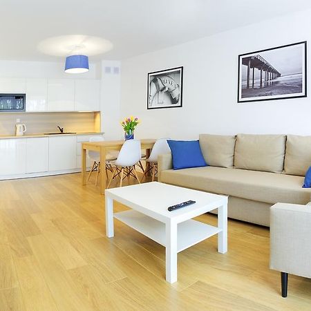 Faro Apartamenty Blizej Morza Колобжег Екстериор снимка