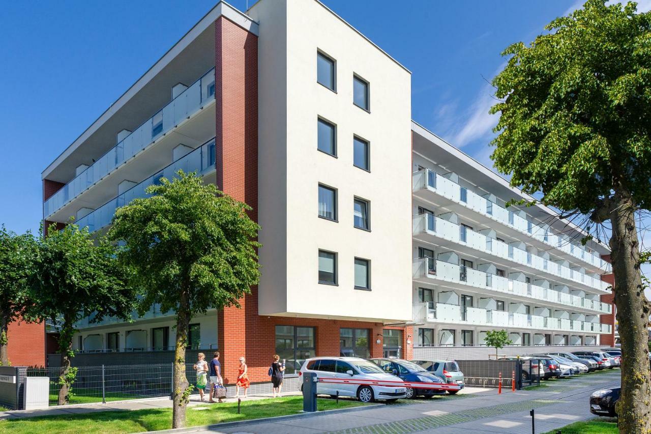Faro Apartamenty Blizej Morza Колобжег Екстериор снимка